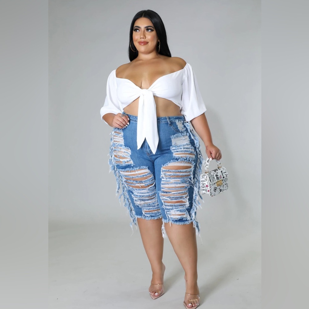 Plus Size Extra Ripped Fringe Bermuda shorts